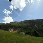 Sandrina 101 * לויקרבאד